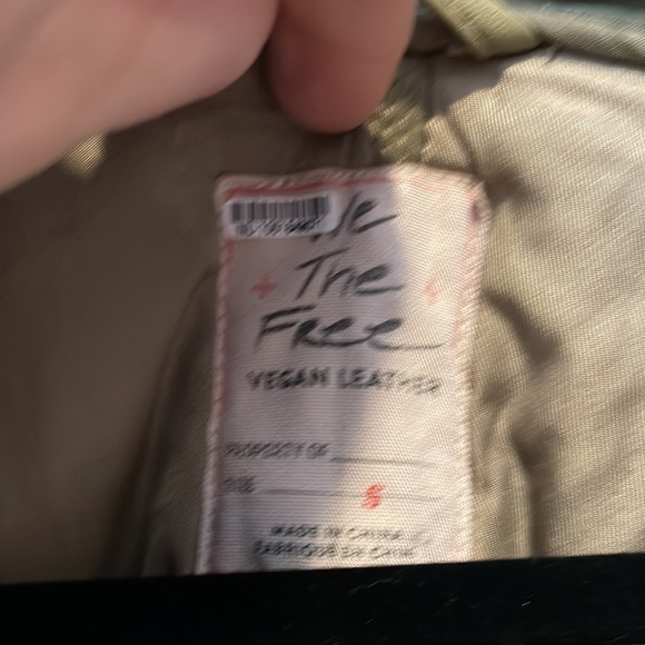 Free People We The Free Dolman Quilted Vegan Jacket Curly Willow - Picture 7 of 9